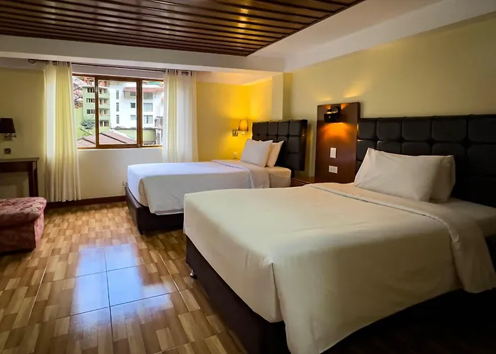 Hotel Santuario 3*